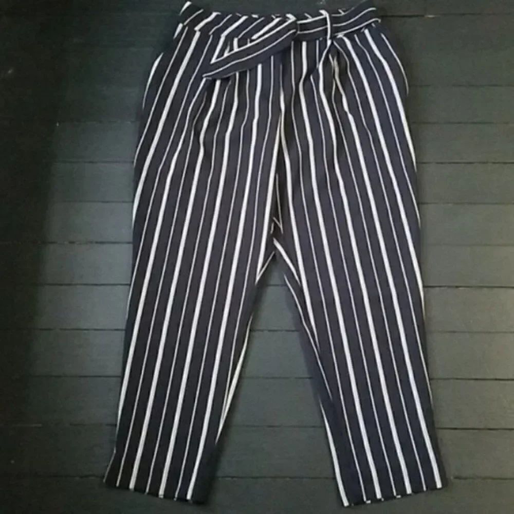 Nine Eight New York capris - Picture 3 of 9